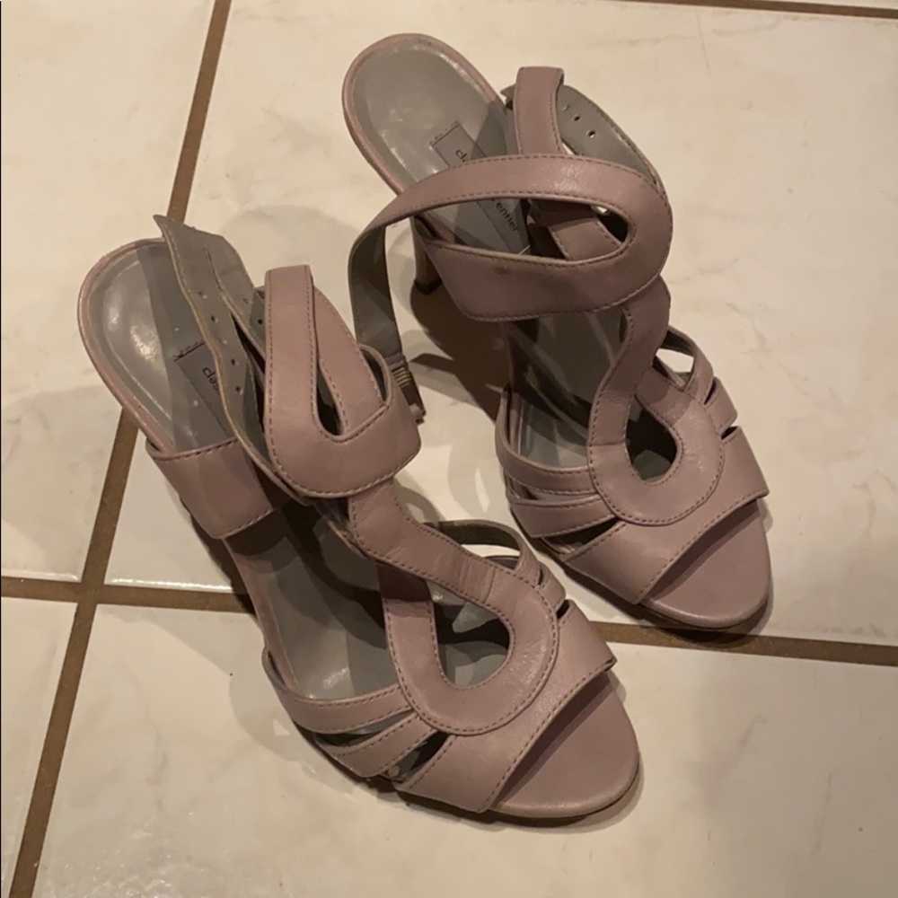 Sexy mauve/nude heels!
